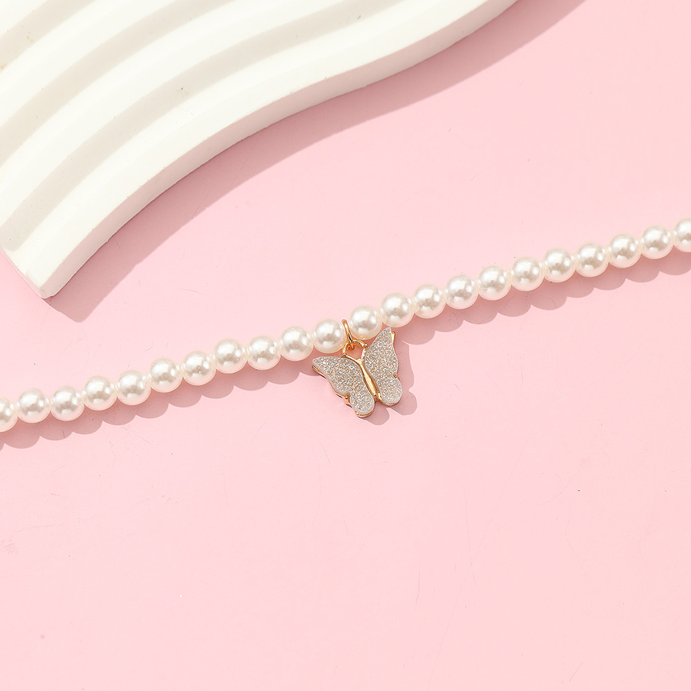 Süß Süss Schmetterling Künstliche Perle Metall Perlen Mädchen Halskette Mit Anhänger display picture 3