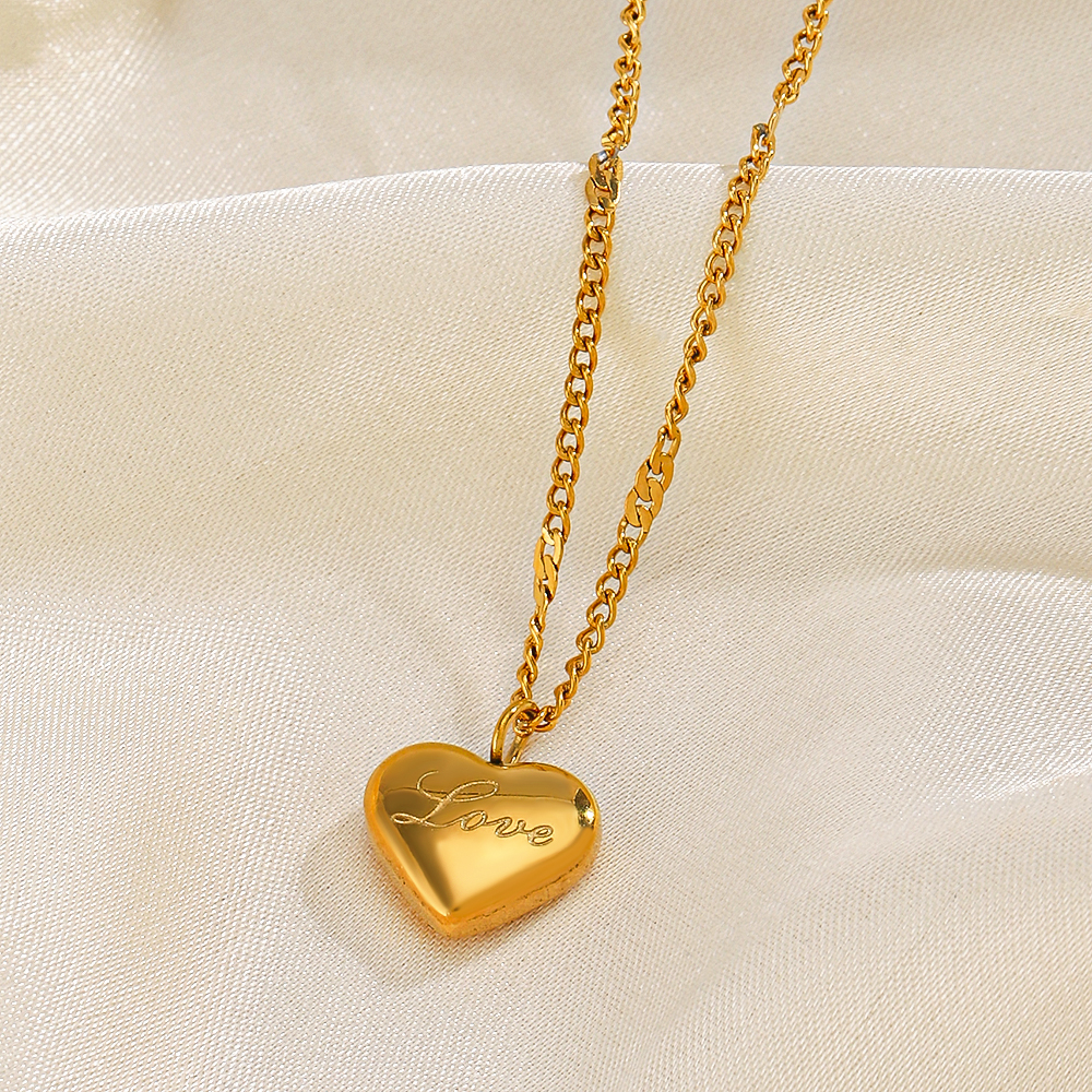304 Stainless Steel 18K Gold Plated IG Style Plating Heart Shape Necklace display picture 2