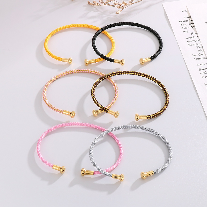 Simple Style Solid Color Stainless Steel 18k Gold Plated Bangle display picture 5