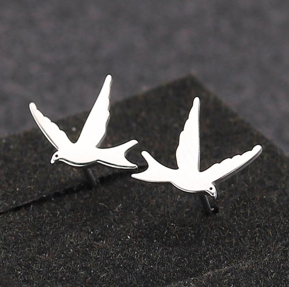 1 Pair Retro Simple Style Animal Bird Polishing Plating Stainless Steel 18k Gold Plated Ear Studs display picture 6