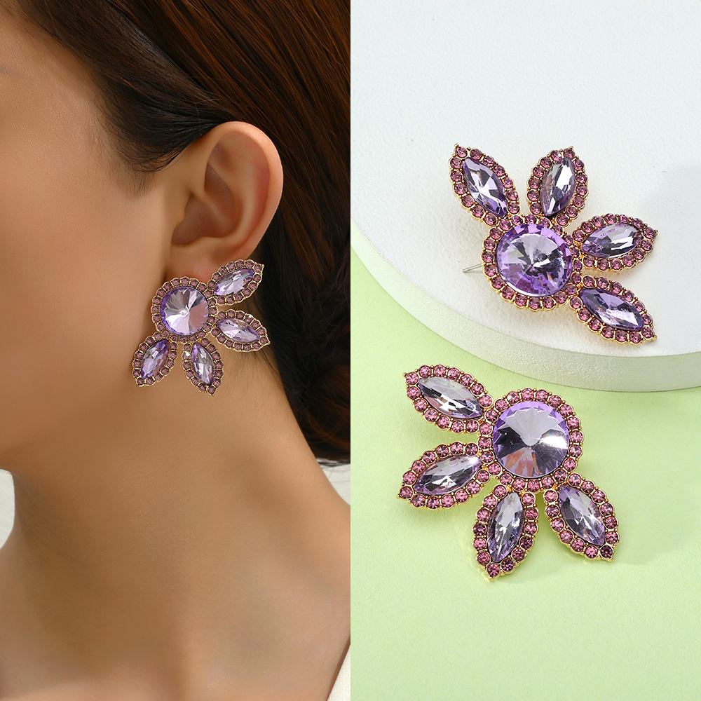 1 Pair Glam Flower Inlay Alloy Rhinestones Glass Ear Studs display picture 10
