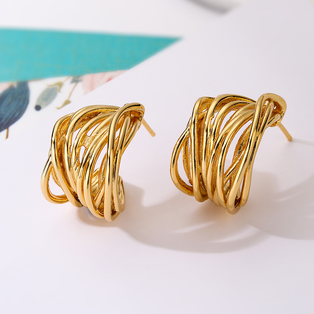 1 Paar Einfacher Stil Pendeln C-form Inlay Kupfer Künstliche Perlen 18 Karat Vergoldet Ohrringe display picture 2