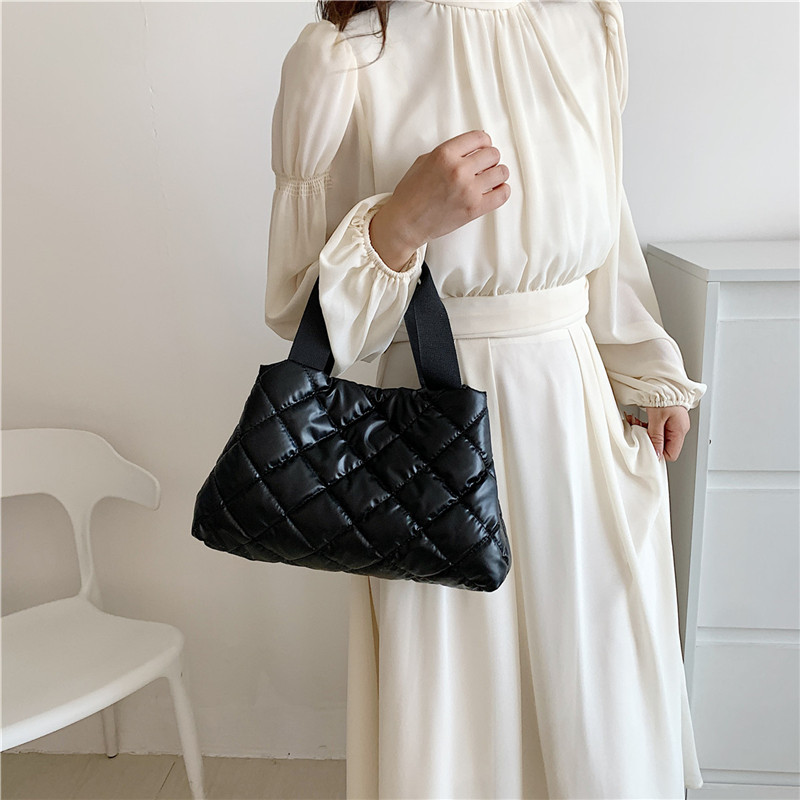 Women's Autumn&winter Down Elegant Basic Handbag Underarm Bag display picture 2