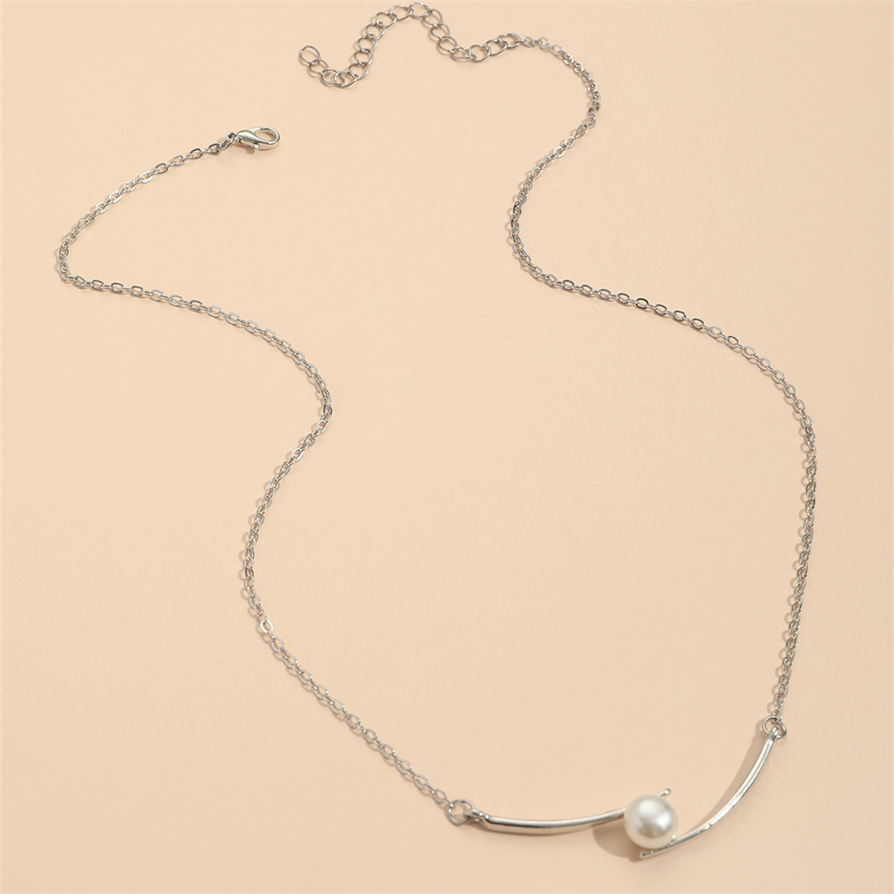 Basic Lady Simple Style Geometric Imitation Pearl Alloy Women's Necklace display picture 6