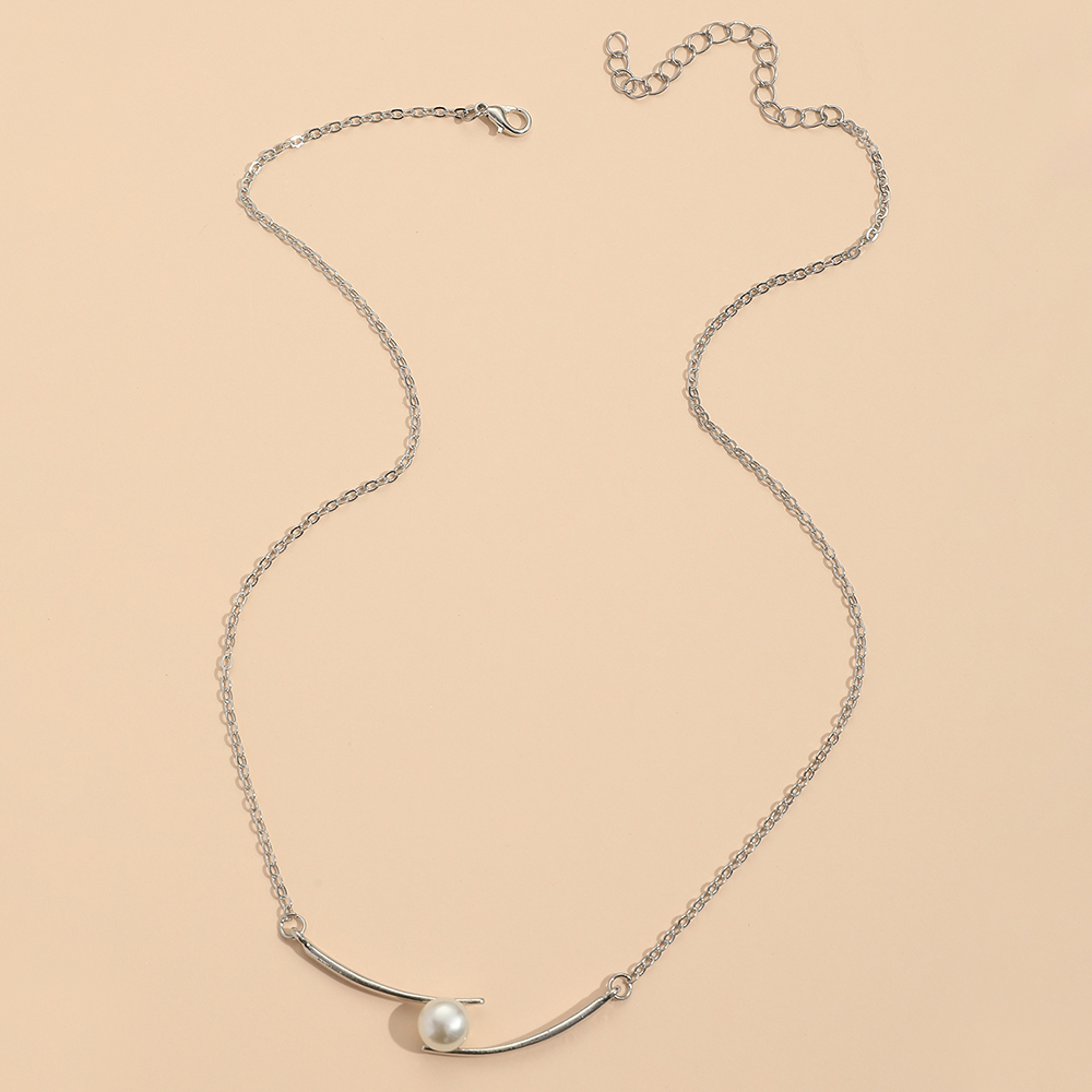 Basic Lady Simple Style Geometric Imitation Pearl Alloy Women's Necklace display picture 7