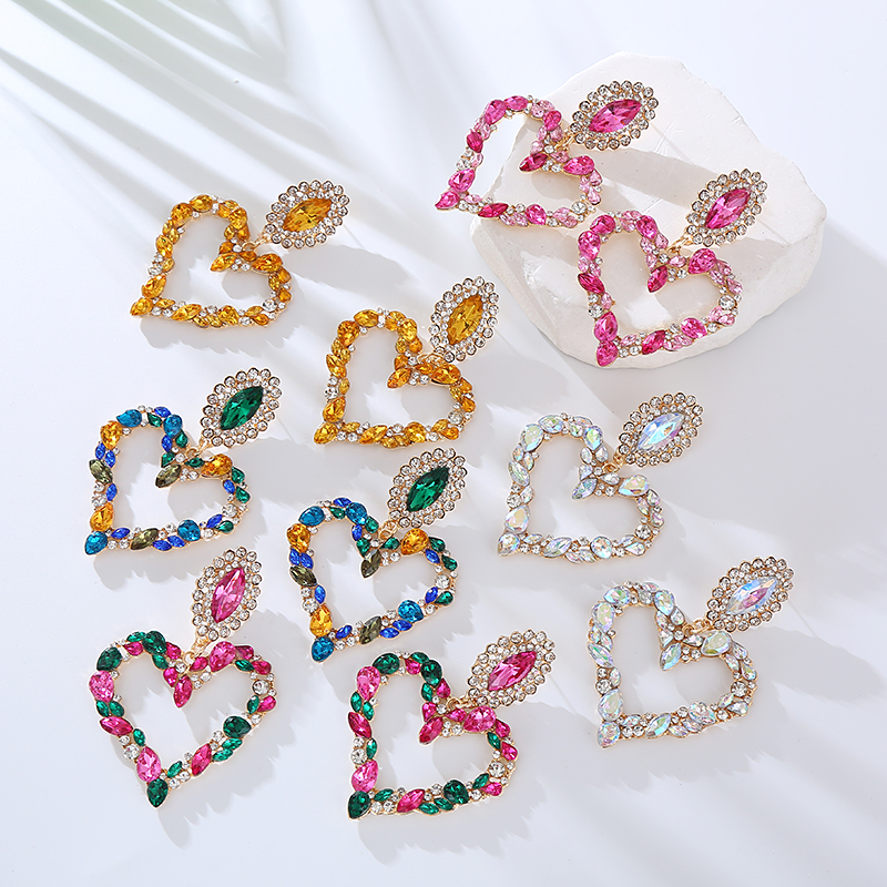 1 Pair Elegant Luxurious Queen Heart Shape Inlay Alloy Rhinestones Drop Earrings display picture 1