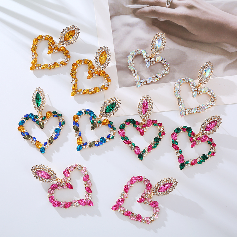 1 Pair Elegant Luxurious Queen Heart Shape Inlay Alloy Rhinestones Drop Earrings display picture 2