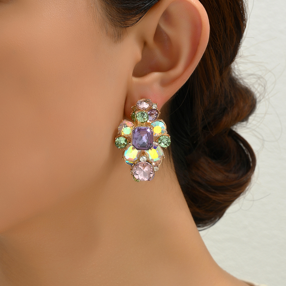 1 Pair Lady Shiny Geometric Inlay Zinc Alloy Artificial Gemstones Ear Studs display picture 2