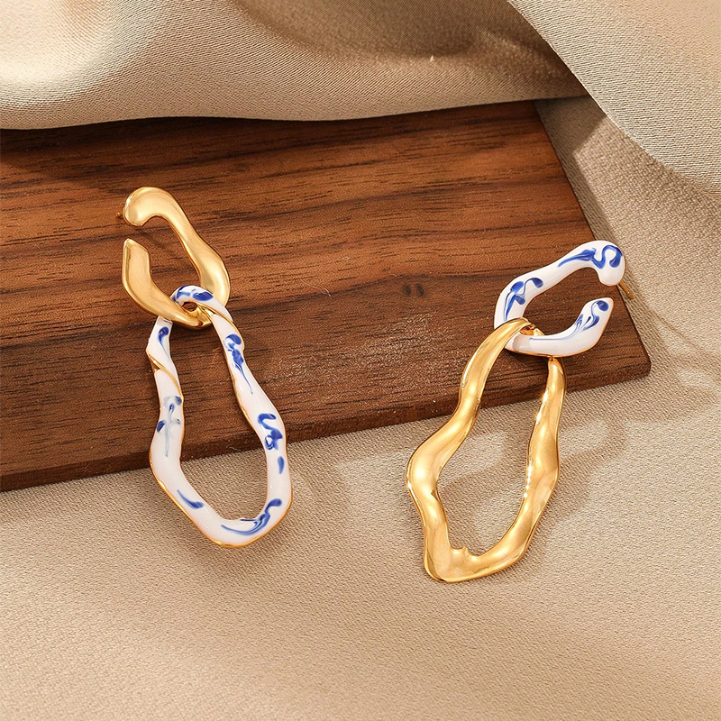 1 Pair Elegant Novelty Irregular Enamel Copper Drop Earrings display picture 5