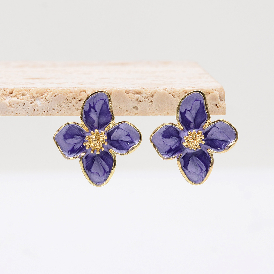 1 Pair Luxurious Sweet Artistic Petal Enamel Three-dimensional Alloy Ear Studs display picture 1