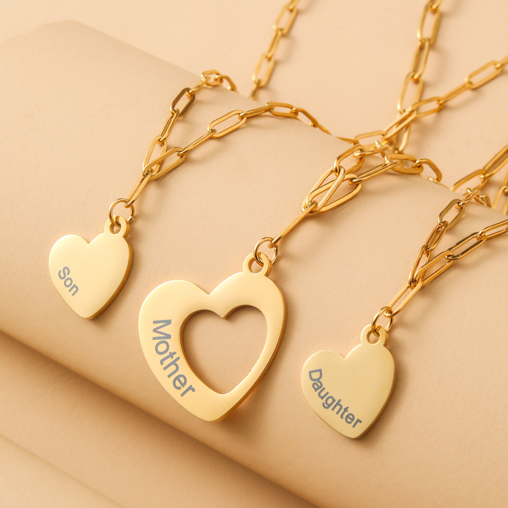 Stainless Steel 18K Gold Plated MAMA Heart Shape Hollow Out Pendant Necklace display picture 4