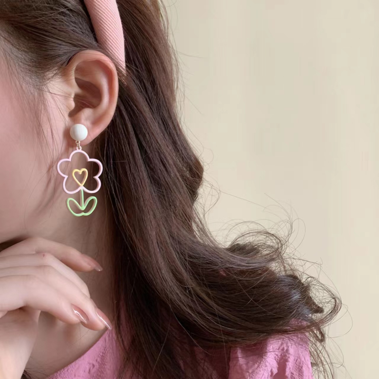 1 Pair Cute Simple Style Flower Copper Alloy Drop Earrings display picture 3
