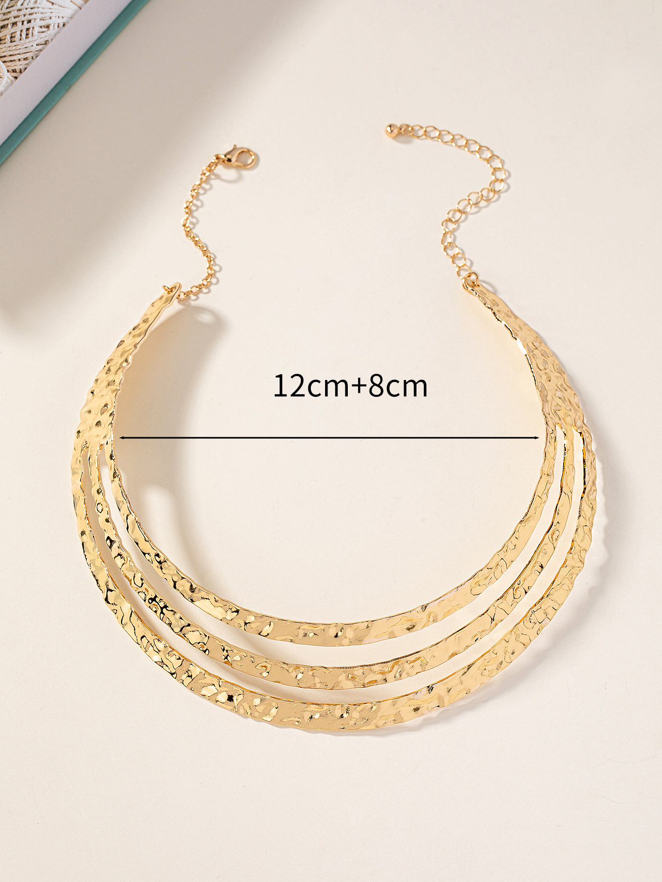 Elegant Solid Color Alloy Polishing Plating Gold Plated Women's Choker display picture 3