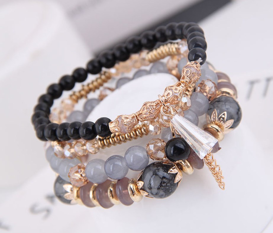 Wholesale Jewelry Ethnic Style Bohemian Streetwear Round Artificial Crystal Plastic Resin Plating Bracelets display picture 3