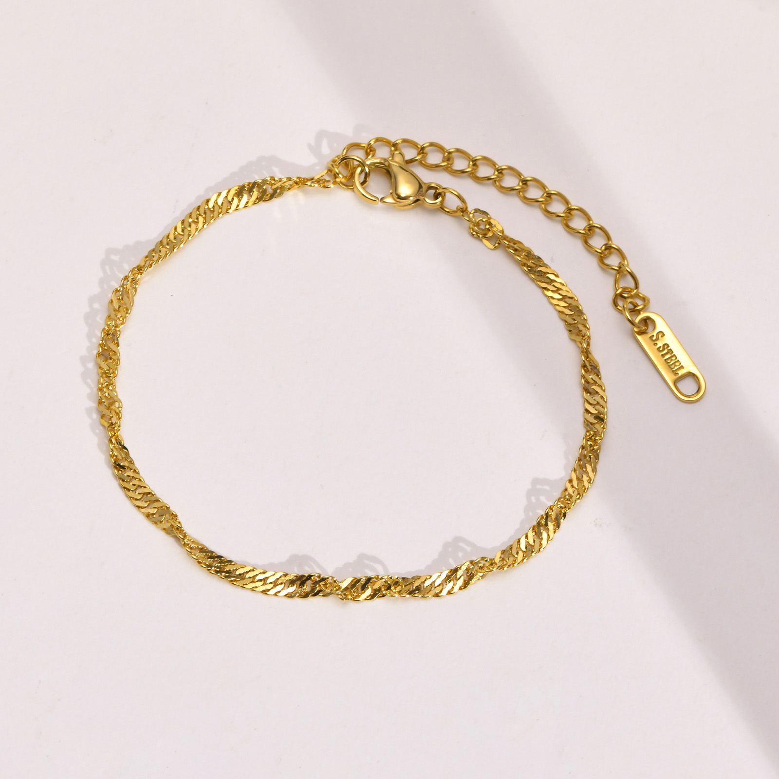 IG Style Casual Simple Style Geometric 201 Stainless Steel 18K Gold Plated Bracelets In Bulk display picture 10