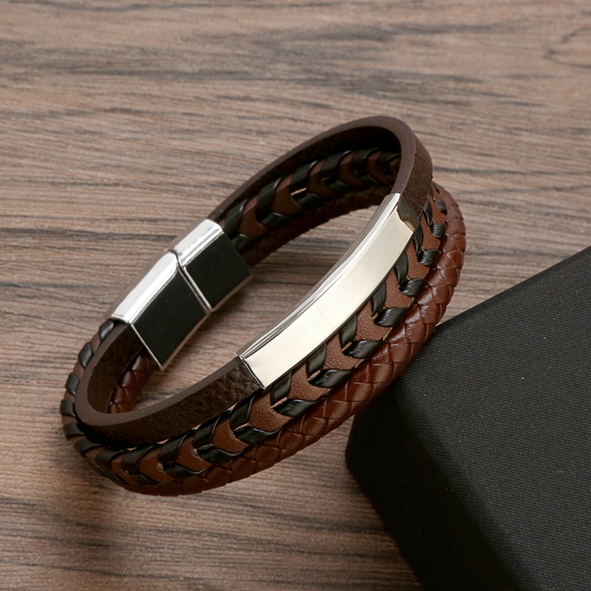 Classical Luxurious Color Block Stainless Steel Pu Leather Alloy Braid Men's Bangle display picture 2