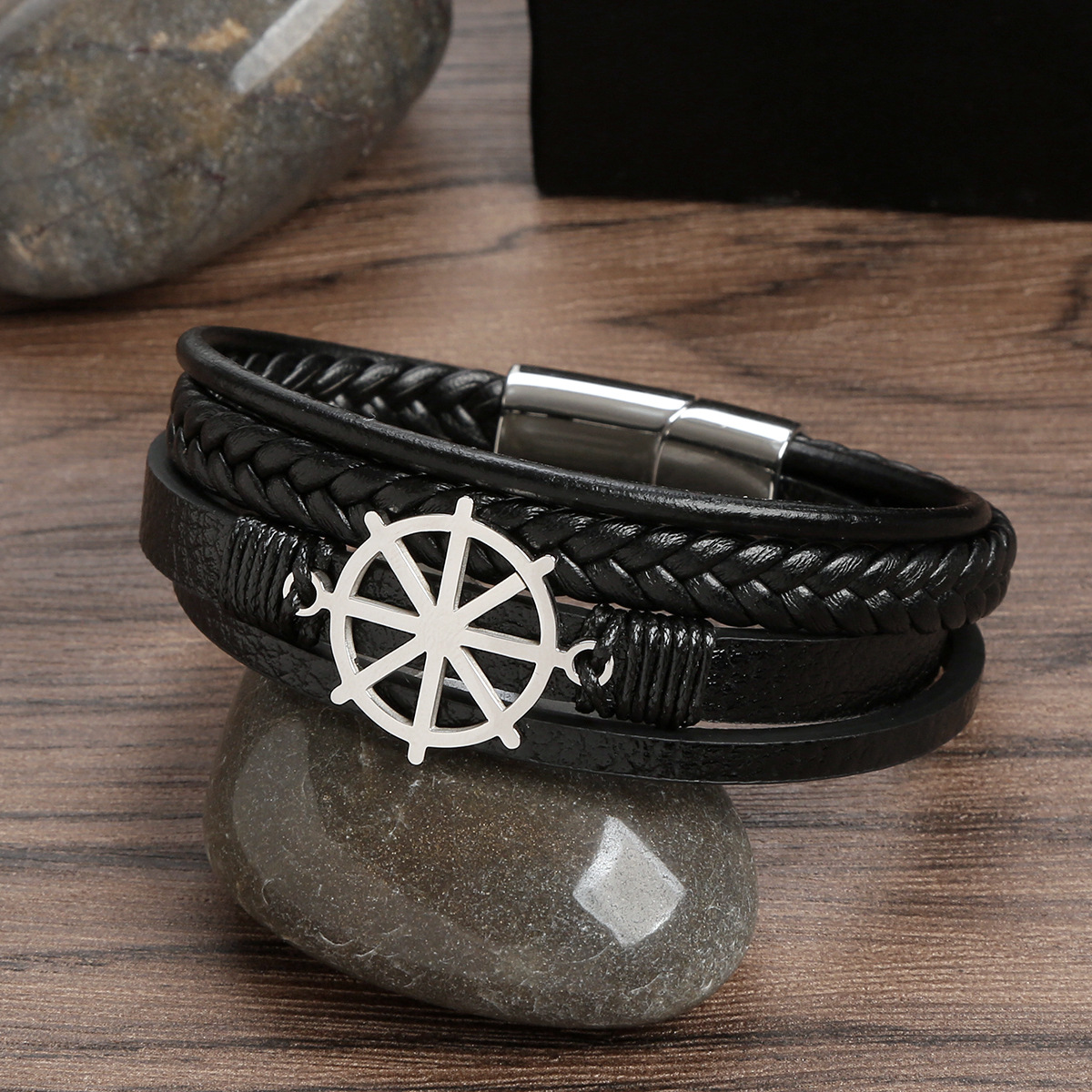 Glam Classical Luxurious Rudder Stainless Steel Pu Leather Handmade Men's Bracelets Bangle display picture 6