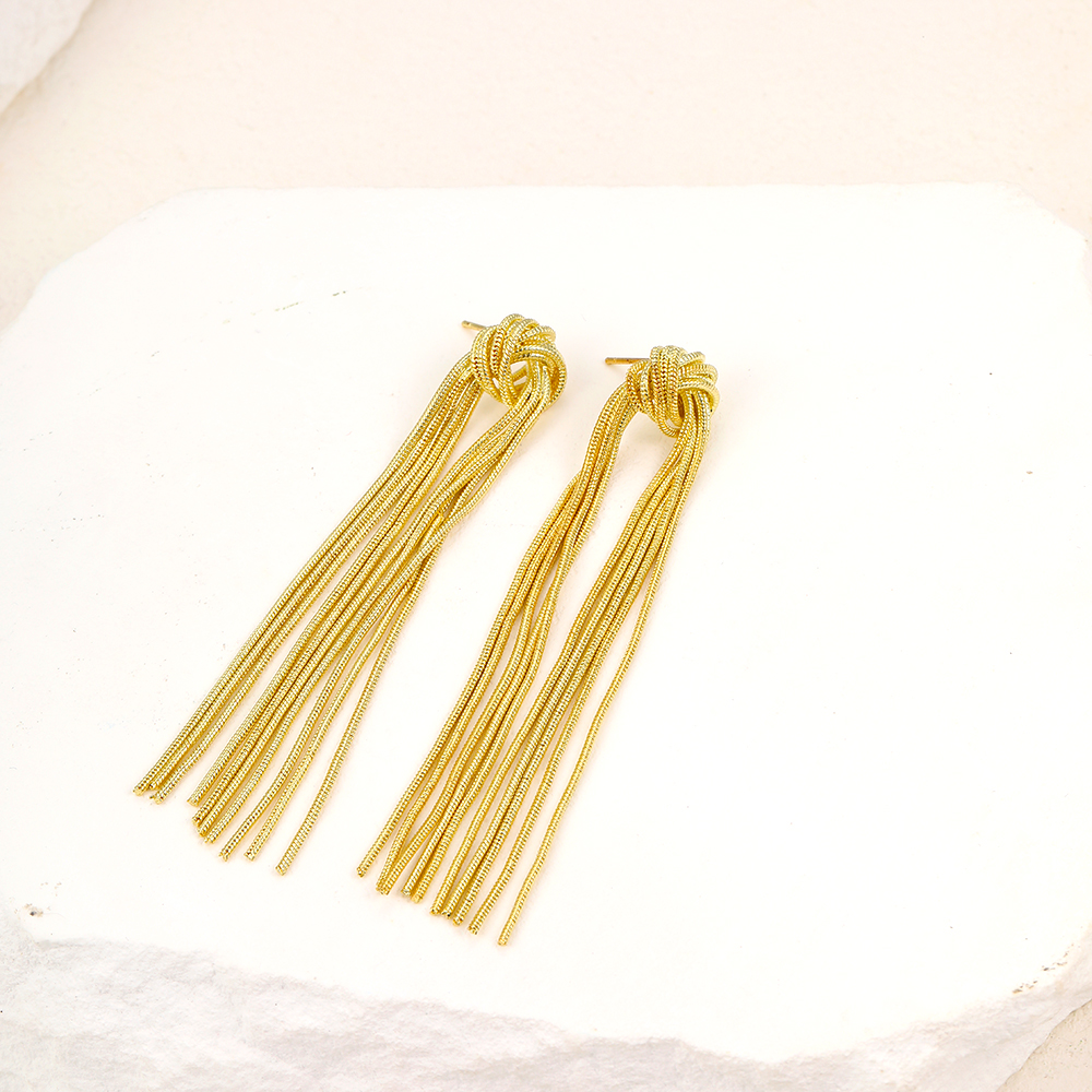 1 Pair Elegant Exaggerated Shiny Tassel Plating Alloy Silver Plated Drop Earrings display picture 20