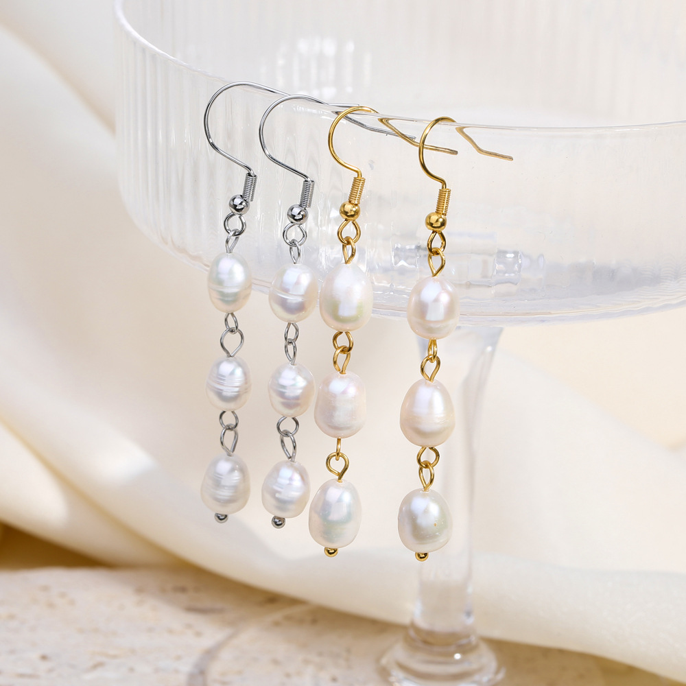 1 Pair Lady Romantic Water Droplets Beaded Plating 201 Stainless Steel Freshwater Pearl 18K Gold Plated Drop Earrings Ear Hook display picture 2