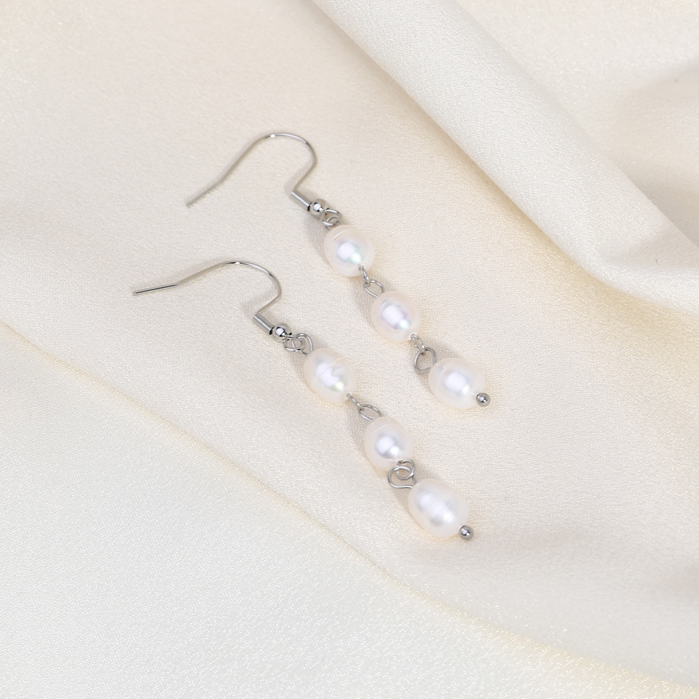 1 Pair Lady Romantic Water Droplets Beaded Plating 201 Stainless Steel Freshwater Pearl 18K Gold Plated Drop Earrings Ear Hook display picture 5