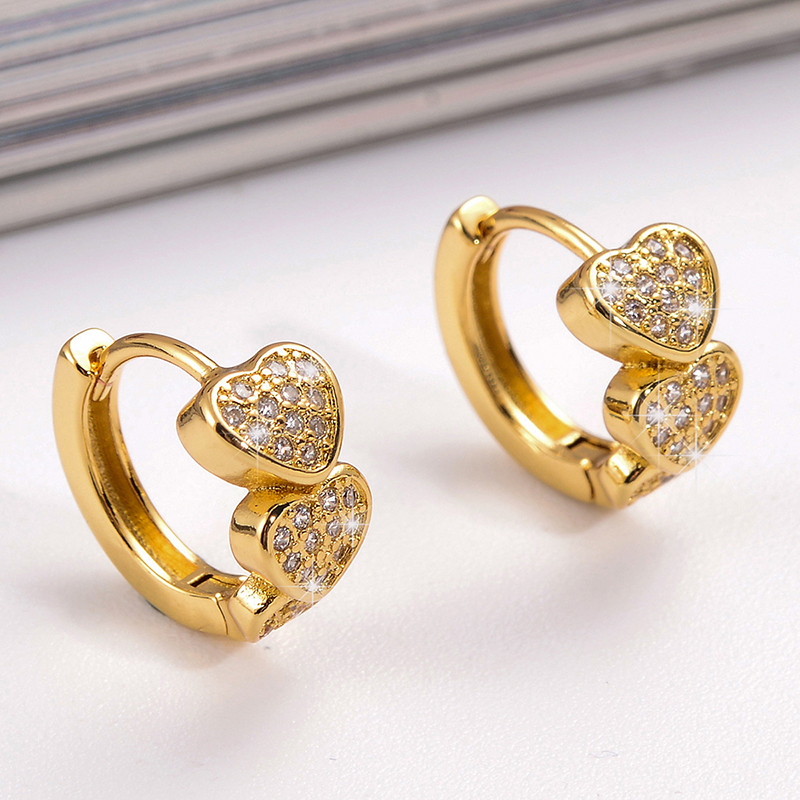 1 Paire Élégant Triangle Forme De Cœur Placage Incruster Le Cuivre Zircon Boucles D'oreilles Cerceau display picture 4