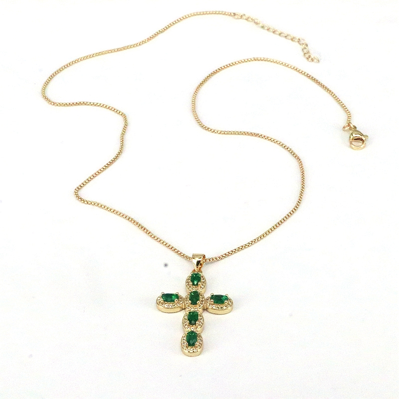 Casual Hip-hop Cross Copper Plating Inlay Zircon Gold Plated Pendant Necklace display picture 2
