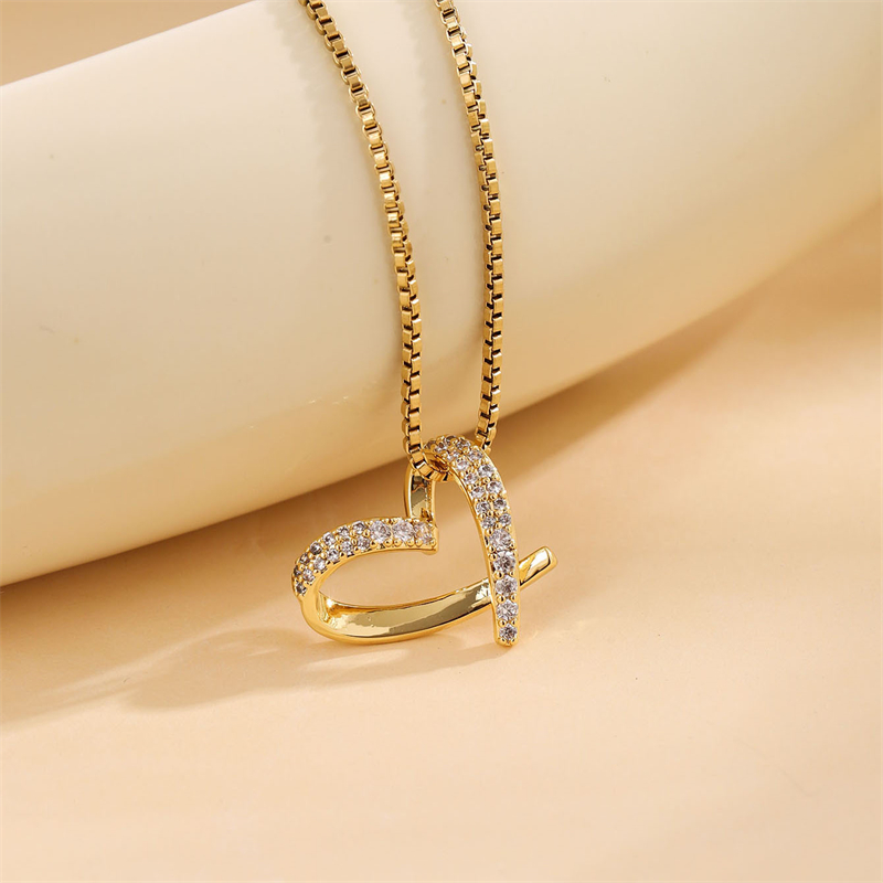 Acero Inoxidable Chapados en oro de 18k Dulce Enchapado Embutido Ronda Oval Forma De Corazón Diamante Artificial Collar Colgante display picture 17