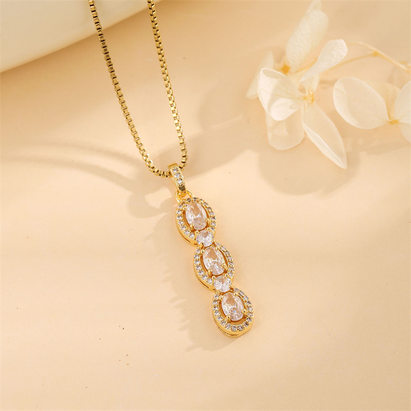 Stainless Steel 18K Gold Plated Sweet Plating Inlay Round Oval Heart Shape Artificial Diamond Pendant Necklace display picture 12