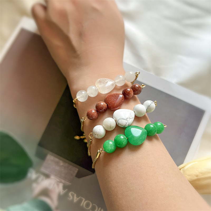 Commute Heart Shape Natural Stone Beaded Bracelets display picture 1