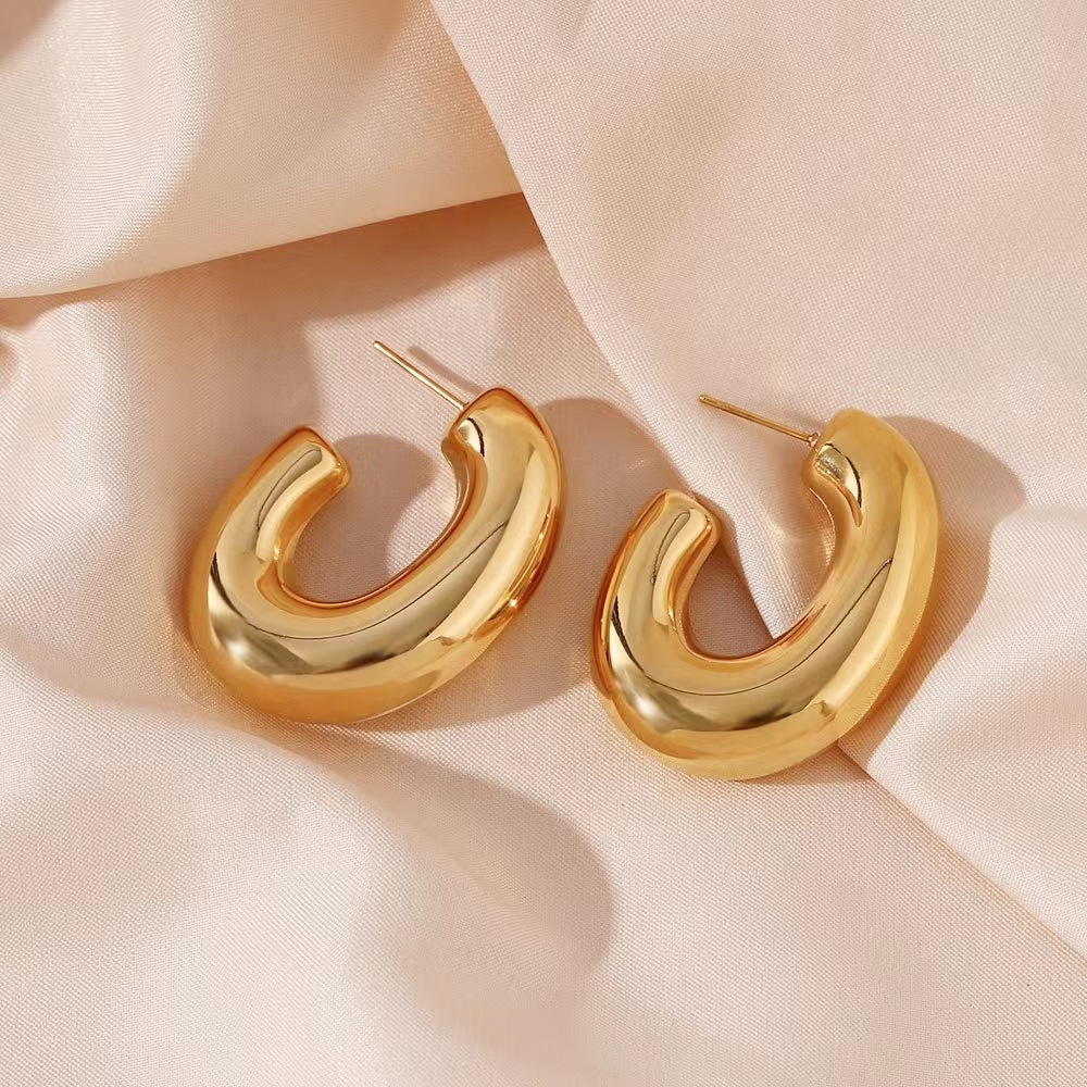 1 Pair Casual Hawaiian Vacation C Shape Plating Stainless Steel 18K Gold Plated Earrings display picture 3