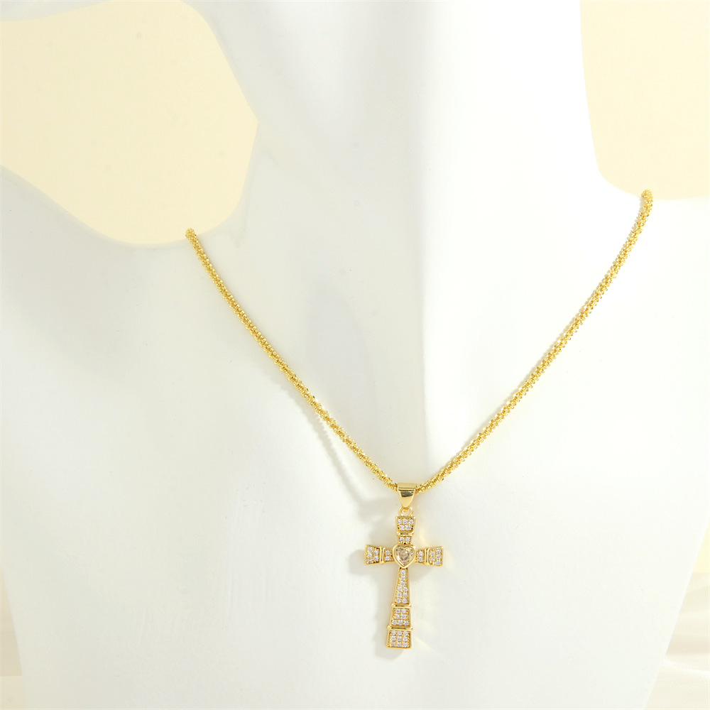 Simple Style Cross Heart Shape Copper 18k Gold Plated Zircon Pendant Necklace In Bulk display picture 17
