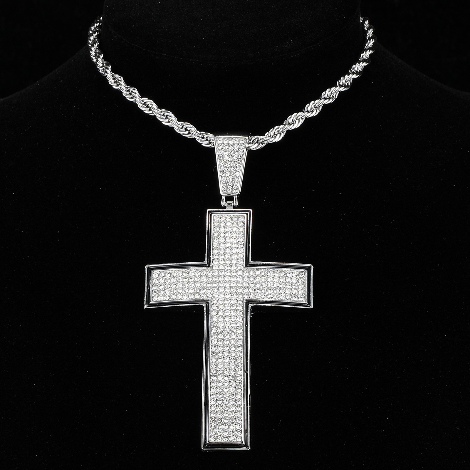 Casual Hip-hop Cross Solid Color Stainless Steel Alloy Inlay Rhinestones Unisex Pendant Necklace display picture 4