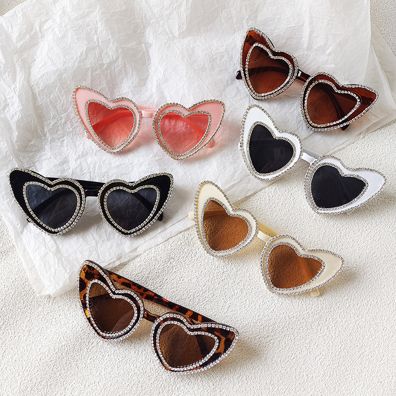 Ig Style Sweet Artistic Heart Shape Pc Resin Special-shaped Mirror Full Frame Glasses display picture 5