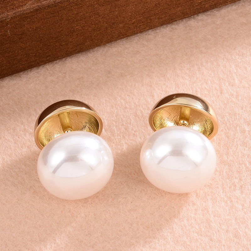 1 Pair Elegant Simple Style Solid Color Plating Inlay Copper Pearl 14k Gold Plated Ear Studs display picture 3