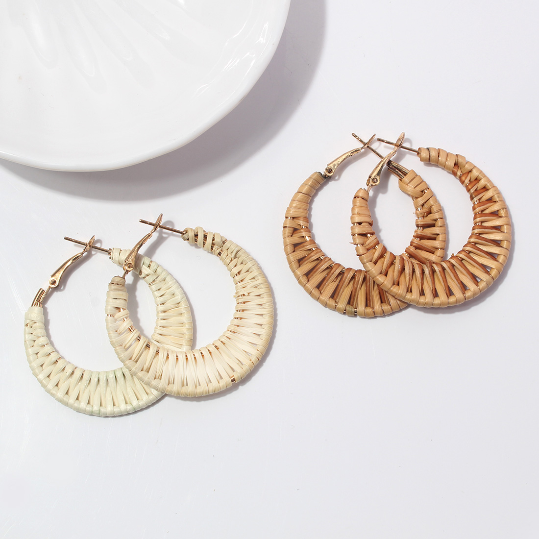1 Pair Vacation Roman Style Round Frill Hollow Out Straw Earrings display picture 3