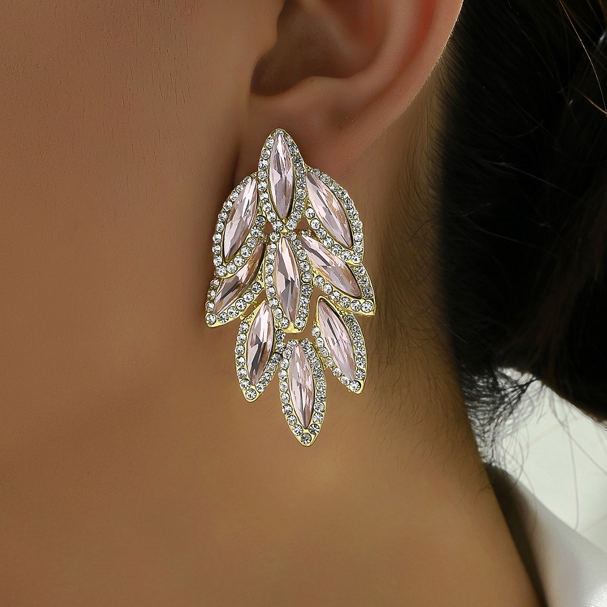 1 Pair Sweet Shiny Leaf Plating Inlay Copper Alloy Zinc Alloy Rhinestones 18K Gold Plated Drop Earrings display picture 4