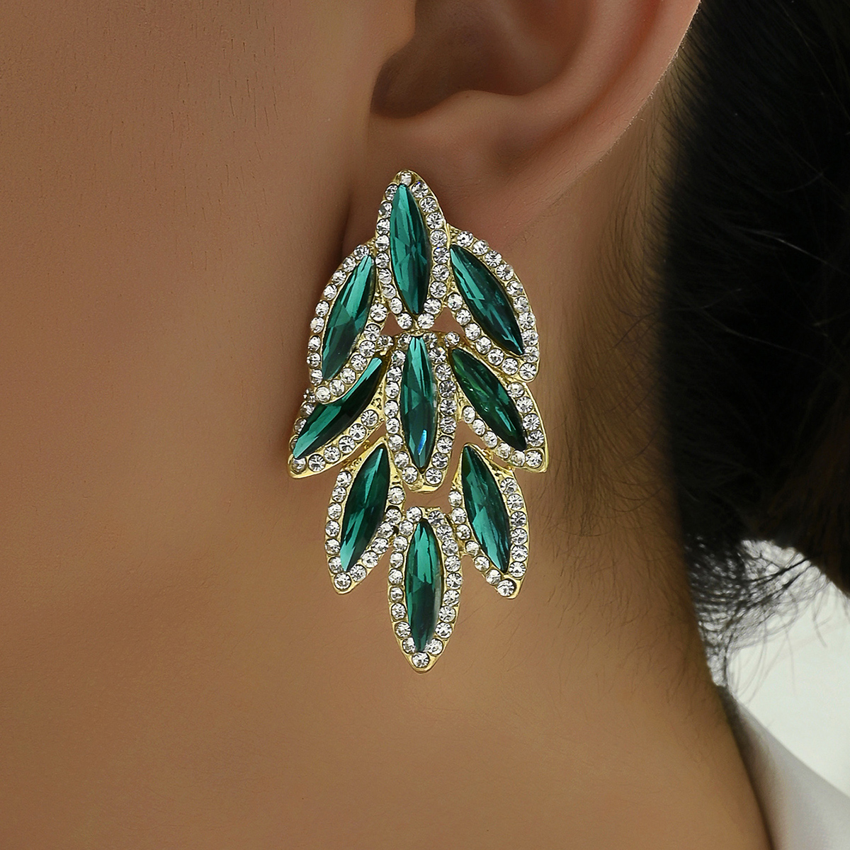 1 Pair Sweet Shiny Leaf Plating Inlay Copper Alloy Zinc Alloy Rhinestones 18K Gold Plated Drop Earrings display picture 19