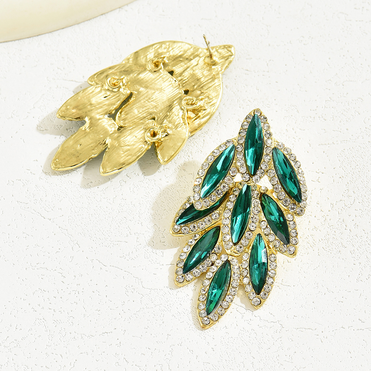 1 Pair Sweet Shiny Leaf Plating Inlay Copper Alloy Zinc Alloy Rhinestones 18K Gold Plated Drop Earrings display picture 20