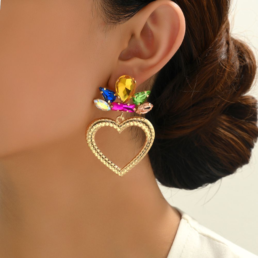 1 Pair Luxurious Heart Shape Inlay Zinc Alloy Rhinestones Dangling Earrings display picture 10