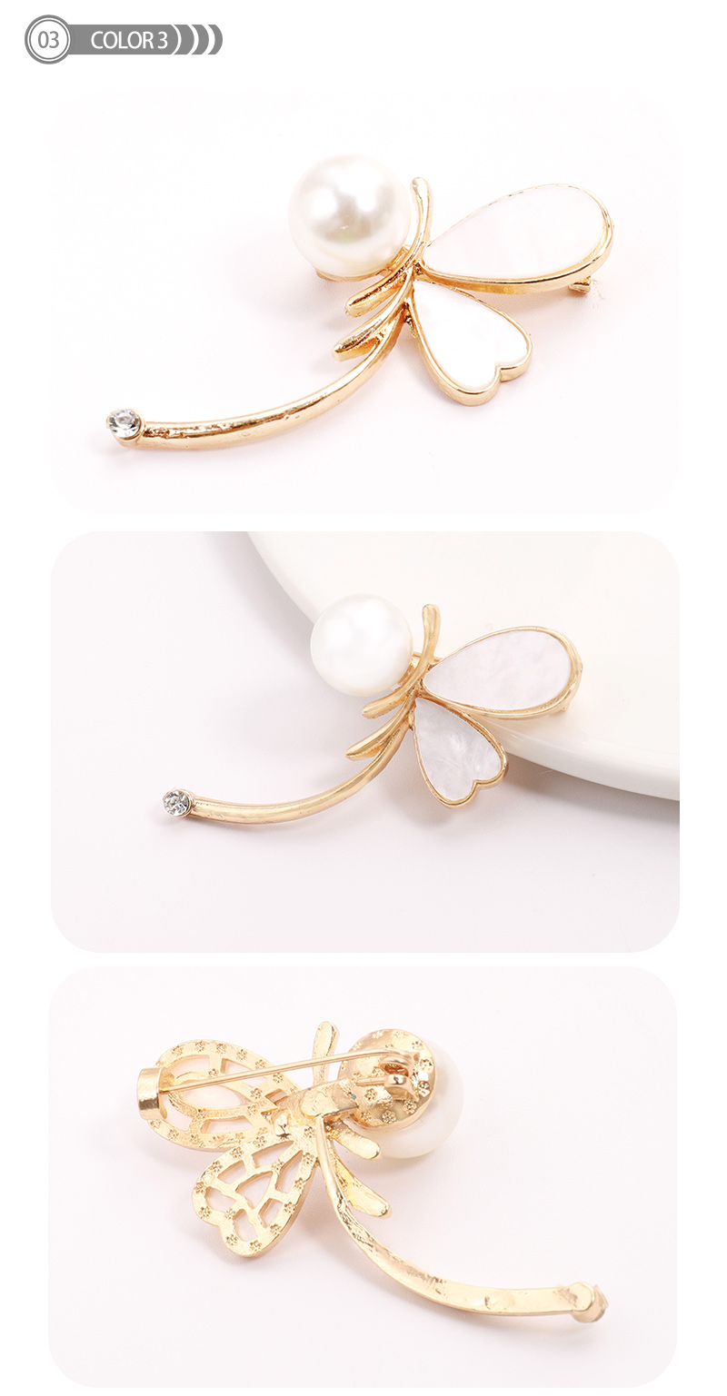 Sweet Butterfly Imitation Pearl Alloy Women's Brooches display picture 4
