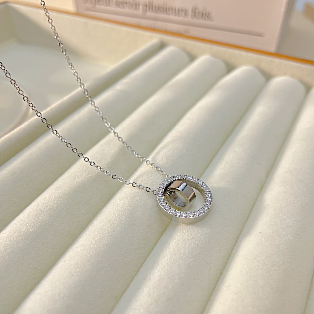 Titanium Steel French Style Inlay Solid Color Zircon Pendant Necklace display picture 6