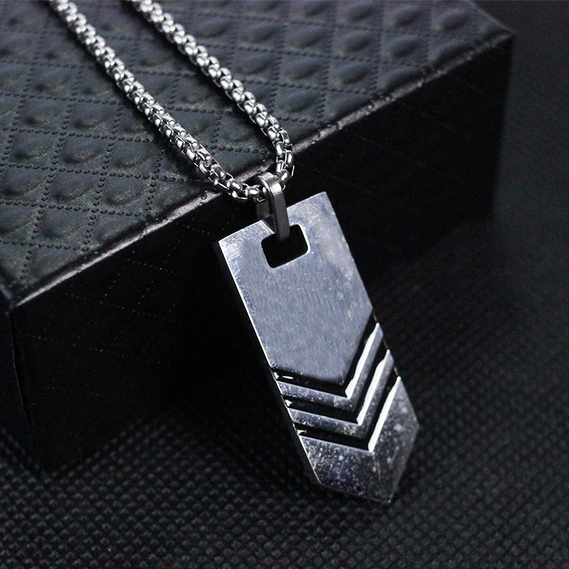 Casual Geometric Stainless Steel Men's Necklace display picture 4