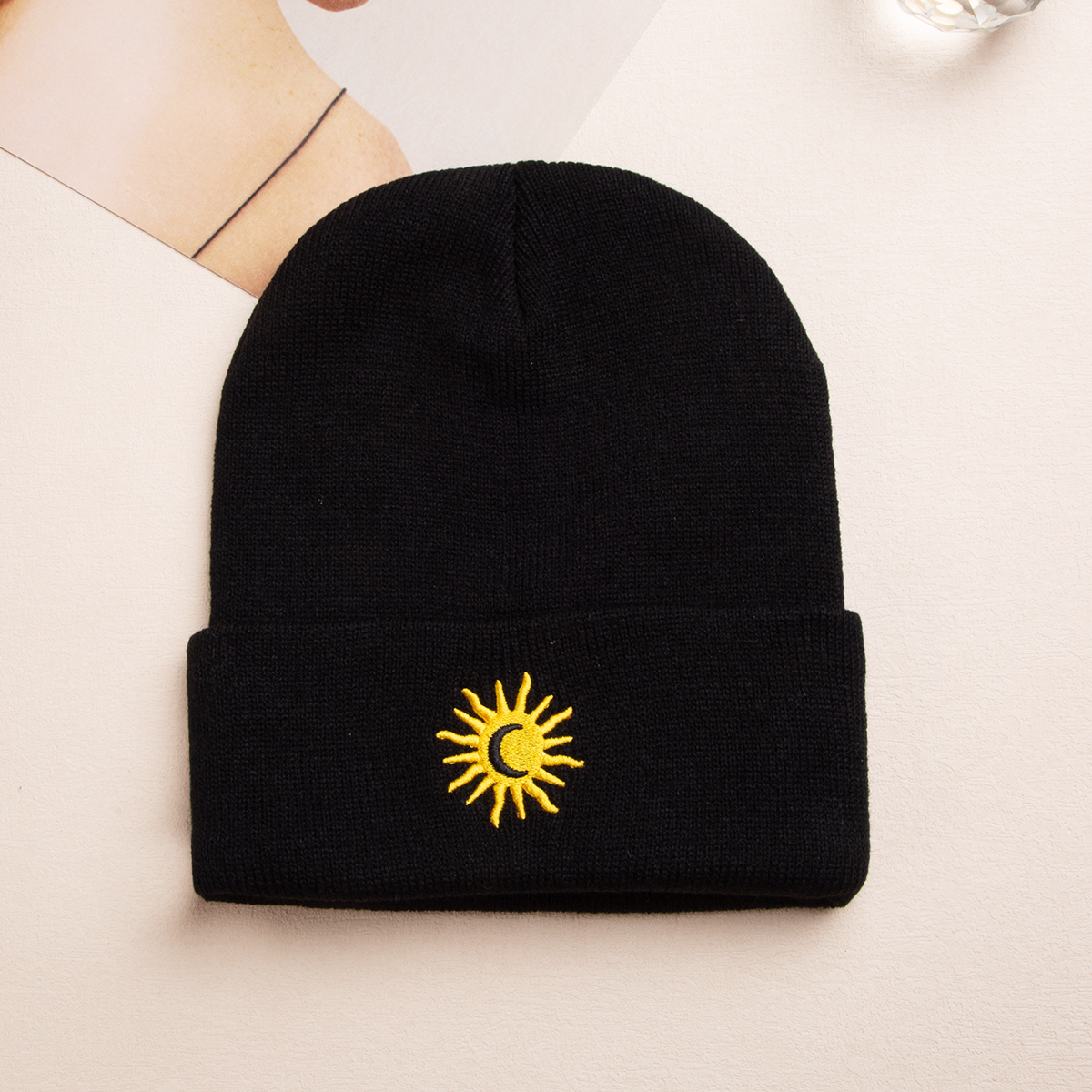 Unisex Exaggerated Sun Plush Eaveless Wool Cap display picture 6