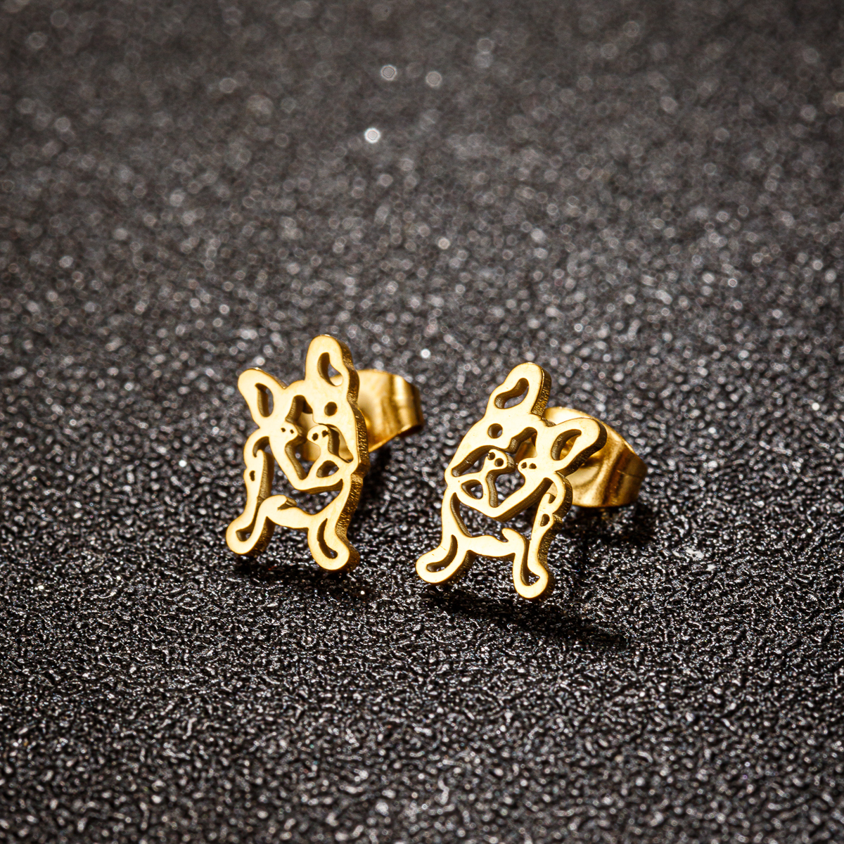 1 Pair Simple Style Animal Hollow Out Stainless Steel 18k Gold Plated Ear Studs display picture 9