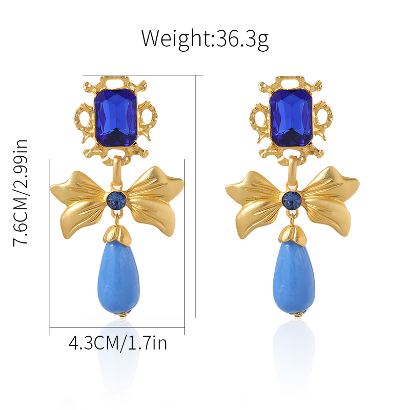 1 Pair Luxurious Butterfly Inlay Alloy Zircon Drop Earrings display picture 7