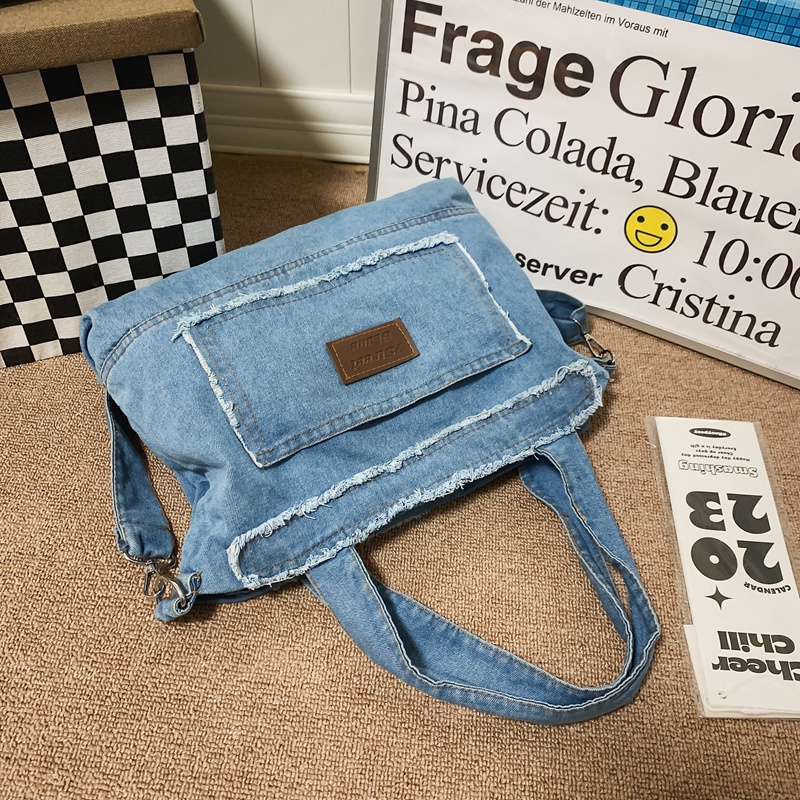 Women's Denim Solid Color Preppy Style Streetwear Sewing Thread Square Zipper Shoulder Bag Crossbody Bag Messenger Bag display picture 5