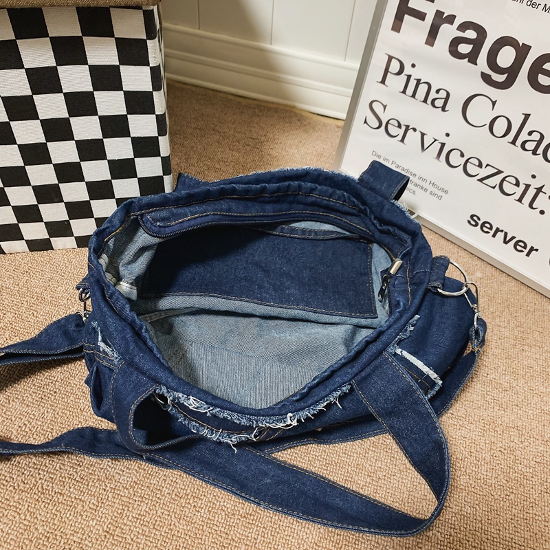 Women's Denim Solid Color Preppy Style Streetwear Sewing Thread Square Zipper Shoulder Bag Crossbody Bag Messenger Bag display picture 6