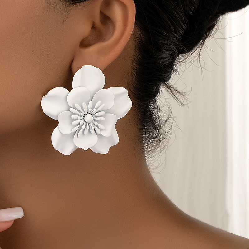 1 Pair French Style Commute Korean Style Flower Stoving Varnish Plating Alloy Ear Studs display picture 5