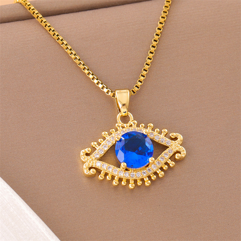 201 Stainless Steel 18K Gold Plated Sweet Plating Inlay Round Oval Heart Shape Artificial Diamond Pendant Necklace display picture 25