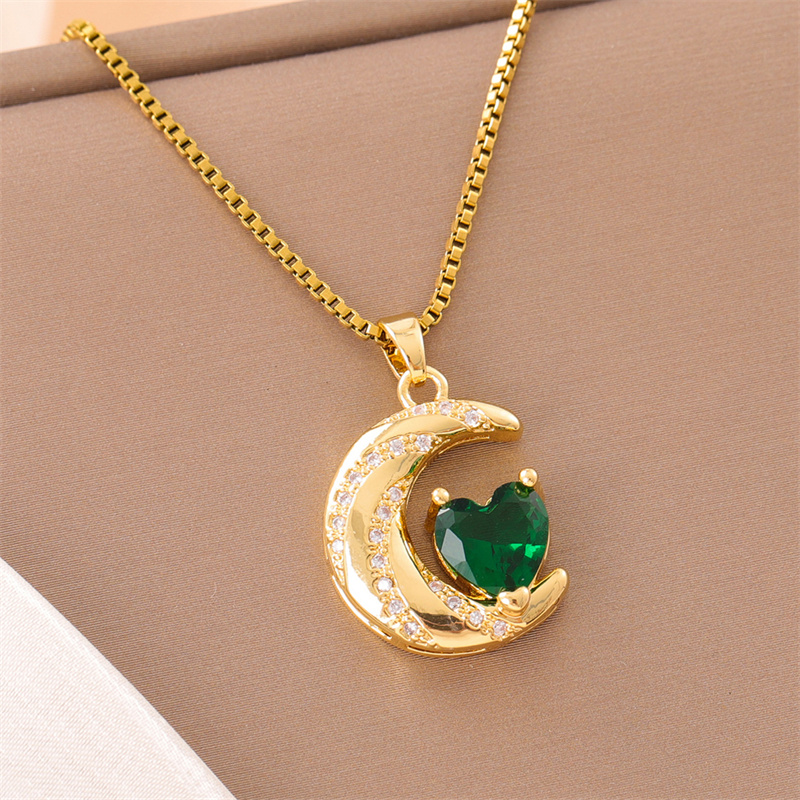 201 Stainless Steel 18K Gold Plated Sweet Plating Inlay Round Oval Heart Shape Artificial Diamond Pendant Necklace display picture 37
